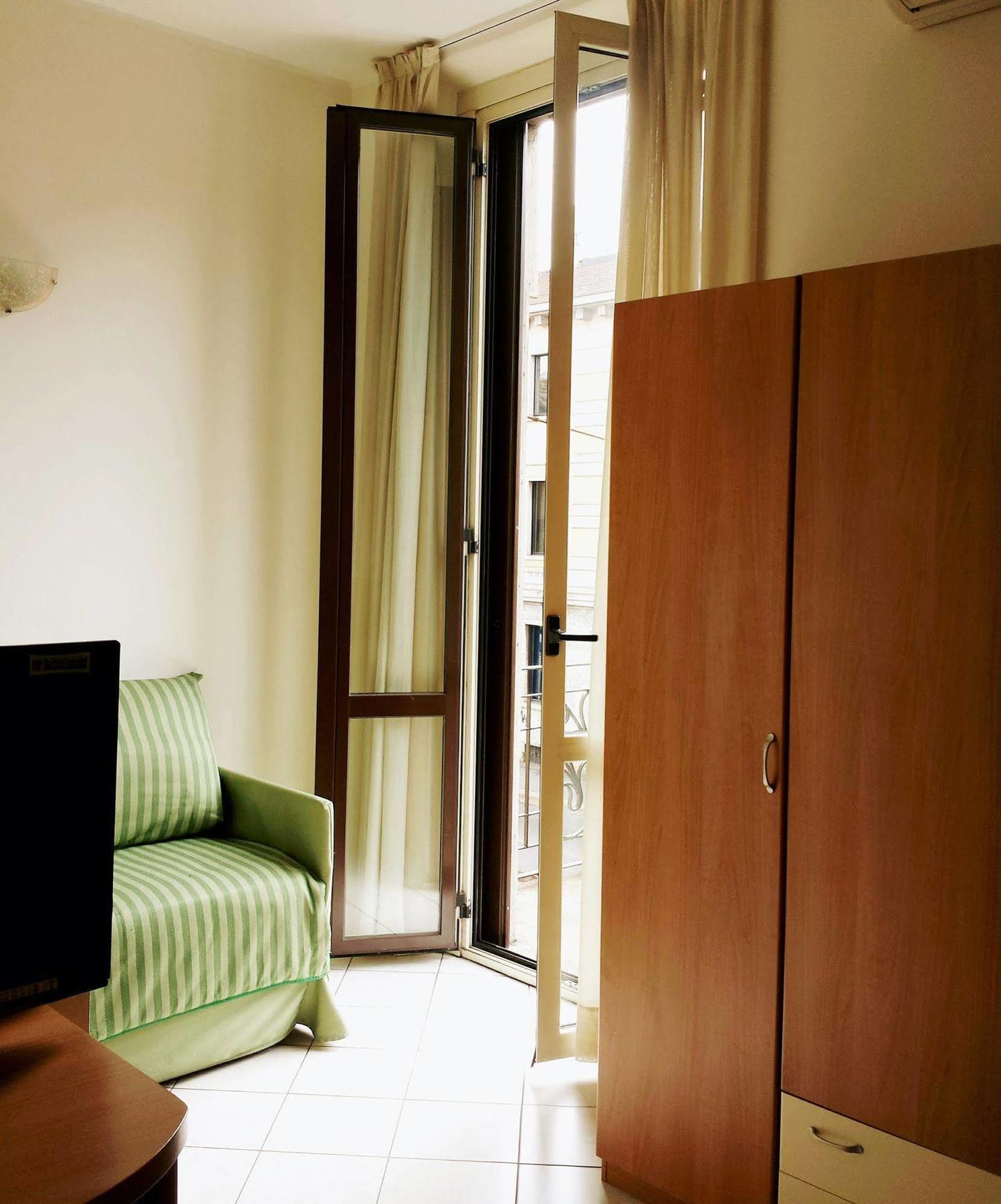 Hotel Eden Milan Bagian luar foto